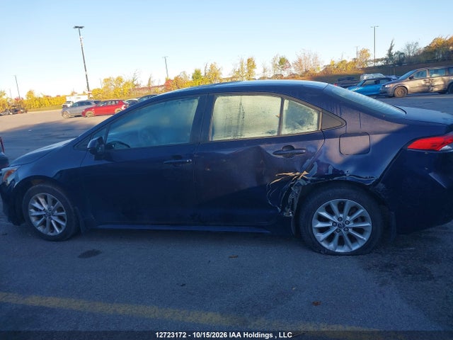 5YFBPRBE8LP012022 Toyota COROLLA LE