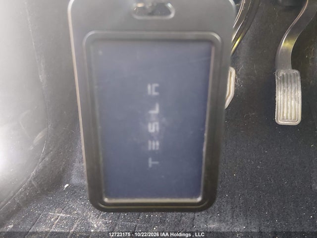 12723175 :رقم المزاد ، 7SAYGDEE0RF212246 vin ، 2024 Tesla Model Y Long Range مزاد بيع