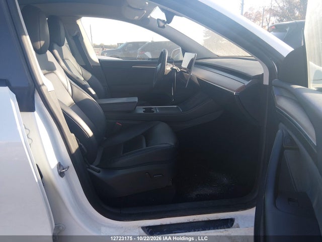 12723175 :رقم المزاد ، 7SAYGDEE0RF212246 vin ، 2024 Tesla Model Y Long Range مزاد بيع