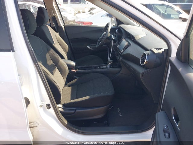 Продажа на аукционе авто 2025 Nissan Kicks Play Sv, vin: 3N1CP5CV9SL490699, номер лота: 12723211
