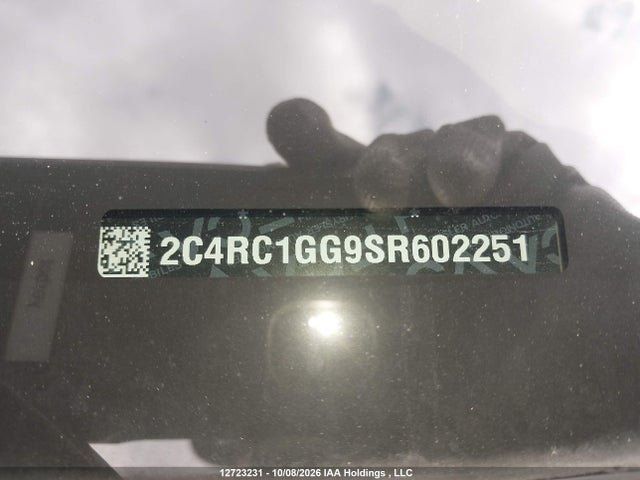2025 Chrysler Pacifica Limited მანქანა იყიდება აუქციონზე, vin: 2C4RC1GG9SR602251, აუქციონის ნომერი: 12723231
