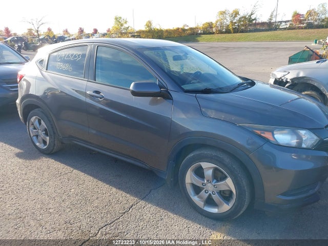 3CZRU6H36JM103686 Honda HR-V LX