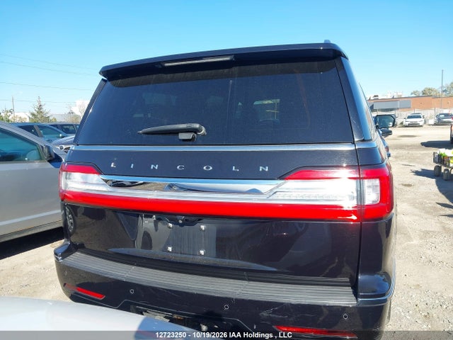 Продажа на аукционе авто 2019 Lincoln Navigator L Reserve, vin: 5LMJJ3LT2KEL10500, номер лота: 12723250