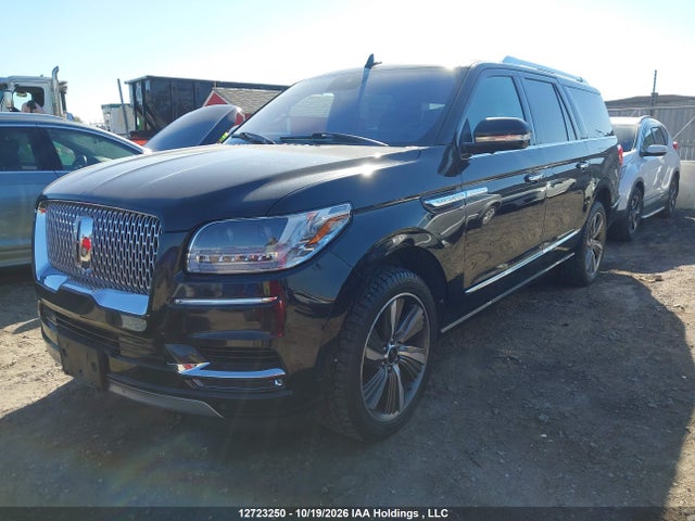 Продажа на аукционе авто 2019 Lincoln Navigator L Reserve, vin: 5LMJJ3LT2KEL10500, номер лота: 12723250