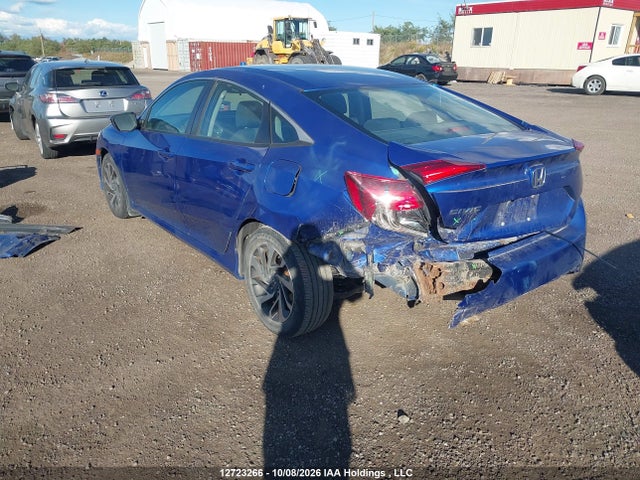 Honda CIVIC EX 2018 2HGFC2F8XJH013170 Image 3
