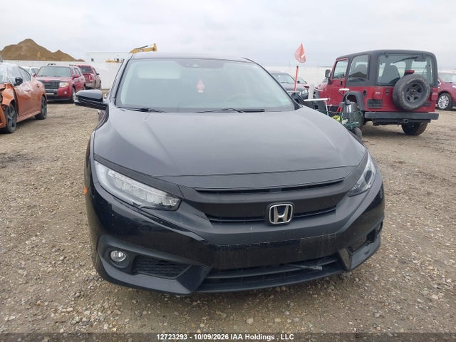 Honda Civic Touring 2017 2HGFC1F98HH105715 Image 12