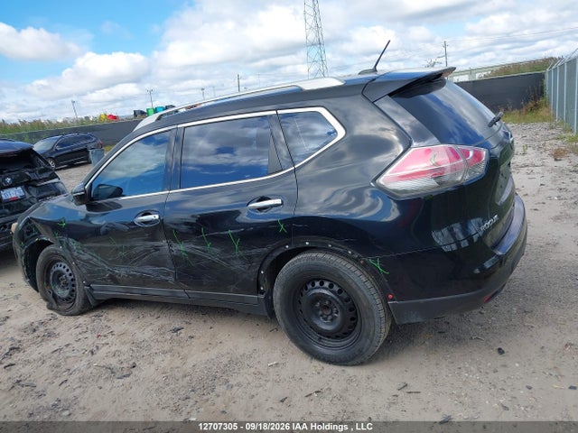 12707305 :رقم المزاد ، 5N1AT2MT2FC780677 vin ، 2015 Nissan Rogue S/sl/sv مزاد بيع