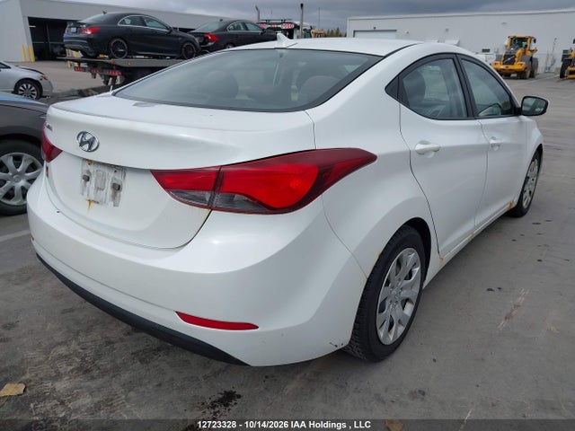5NPDH4AE3FH561526 Hyundai Elantra Se/sport/limited