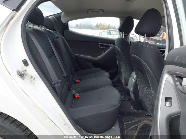 5NPDH4AE3FH561526 Hyundai Elantra Se/sport/limited