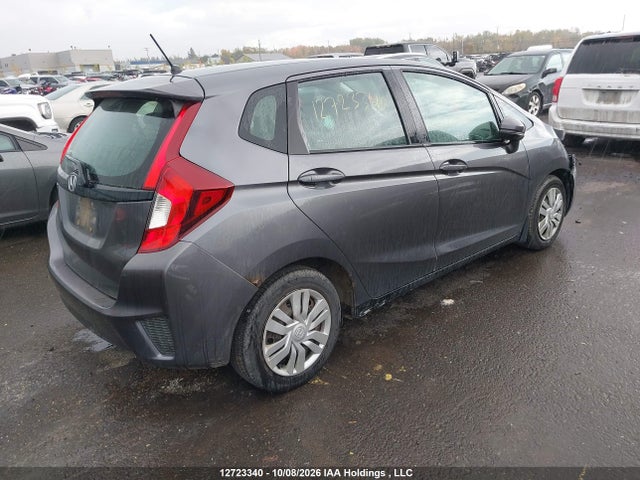 Продажа на аукционе авто 2015 Honda Fit Lx, vin: 3HGGK5H51FM112156, номер лота: 12723340