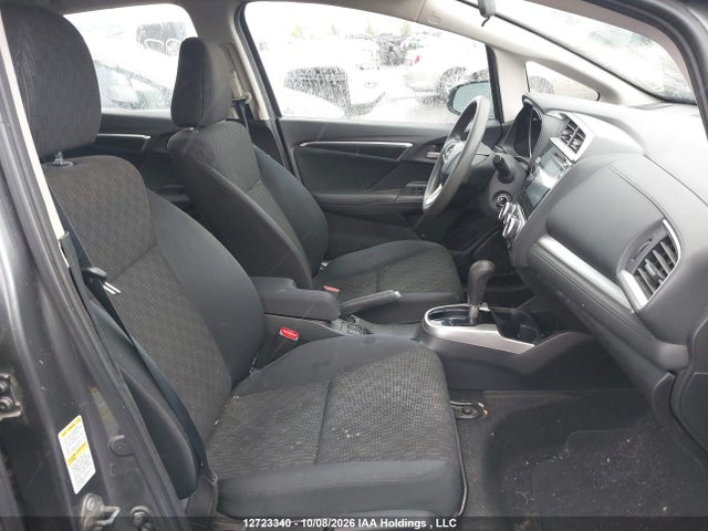 Продажа на аукционе авто 2015 Honda Fit Lx, vin: 3HGGK5H51FM112156, номер лота: 12723340