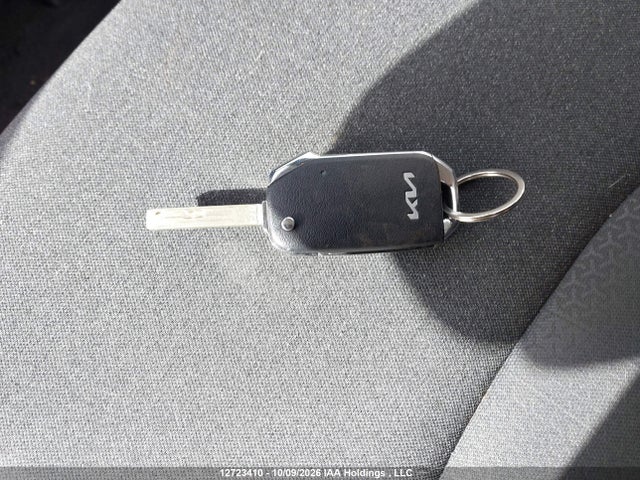 KIA Carnival Lx/lx+ 2024 KNDNB5H31R6412935 Image 11