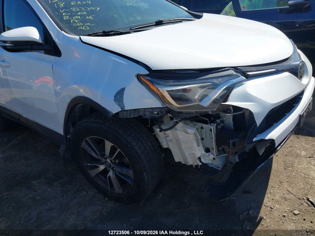 Toyota Rav4 Xle 2018 2T3RFREV8JW823397 Image 6