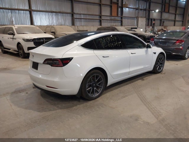 2020 Tesla Model 3 მანქანა იყიდება აუქციონზე, vin: 5YJ3E1EA1LF625759, აუქციონის ნომერი: 12723527