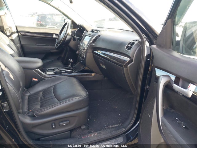 12723580 :رقم المزاد ، 5XYKWDA72FG598623 vin ، 2015 Kia Sorento Sx مزاد بيع