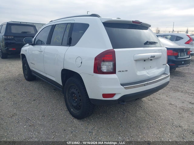 Jeep Compass Limited 2014 1C4NJDCBXED770861 Image 3
