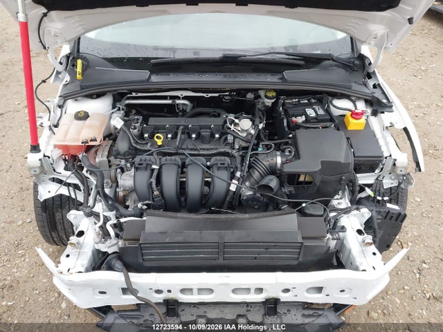Ford Focus Titanium 2016 1FADP3N21GL370235 Image 10