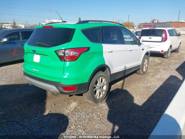 Ford ESCAPE SE 2018 1FMCU9GD5JUD09063 Image 4