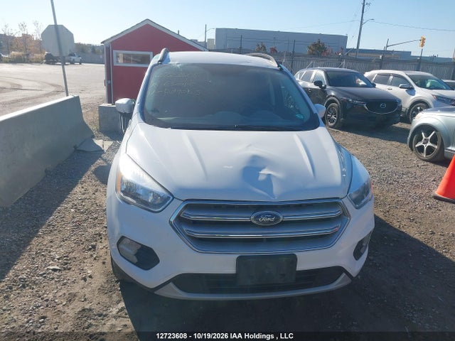 Ford ESCAPE SE 2018 1FMCU9GD5JUD09063 Image 6