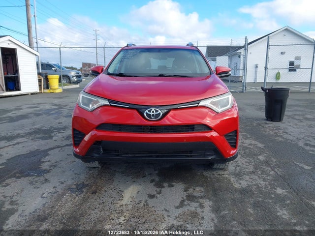 2016 Toyota Rav4 Le მანქანა იყიდება აუქციონზე, vin: 2T3BFREV4GW521826, აუქციონის ნომერი: 12723683