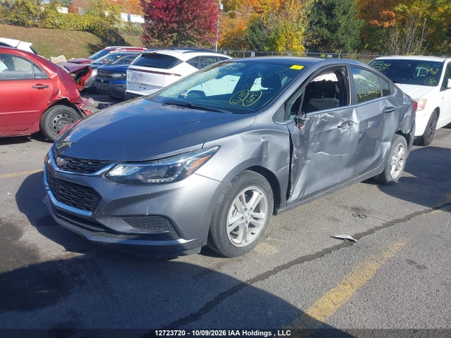 Chevrolet CRUZE LT 2018 1G1BE5SM0J7234440 Image 2