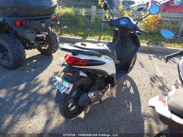 Piaggio Liberty 50/50 S 2022 ZAPC546B5N7002123 Image 4