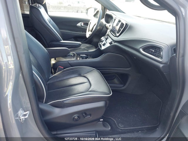 Chrysler Pacifica Limited 2025 2C4RC1GGXSR570846 Image 5
