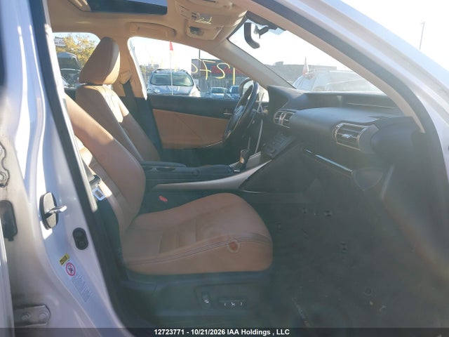 12723771 :رقم المزاد ، JTHCM1D28G5014212 vin ، 2016 Lexus Is 300 300 مزاد بيع