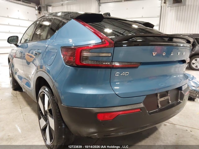 12723839 :رقم المزاد ، YV4ED3GB9N2007198 vin ، 2022 Volvo C40 P8 Recharge Ultimate مزاد بيع