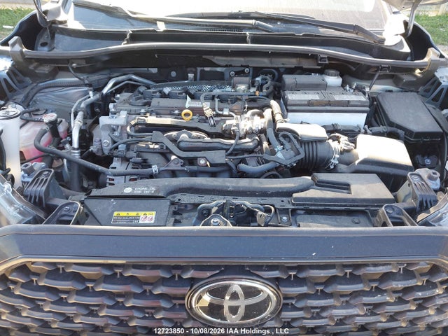 12723850 :رقم المزاد ، 7MUCAAAG7SV140242 vin ، 2025 Toyota Corolla Cross Le مزاد بيع