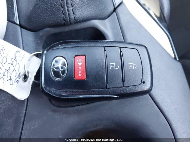 12723850 :رقم المزاد ، 7MUCAAAG7SV140242 vin ، 2025 Toyota Corolla Cross Le مزاد بيع