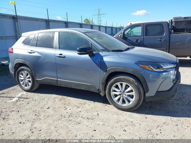 12723850 :رقم المزاد ، 7MUCAAAG7SV140242 vin ، 2025 Toyota Corolla Cross Le مزاد بيع