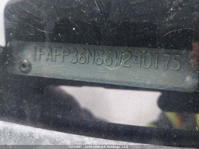 12723887 :رقم المزاد ، 1FAFP36N86W240175 vin ، 2006 Ford Focus Zxw مزاد بيع