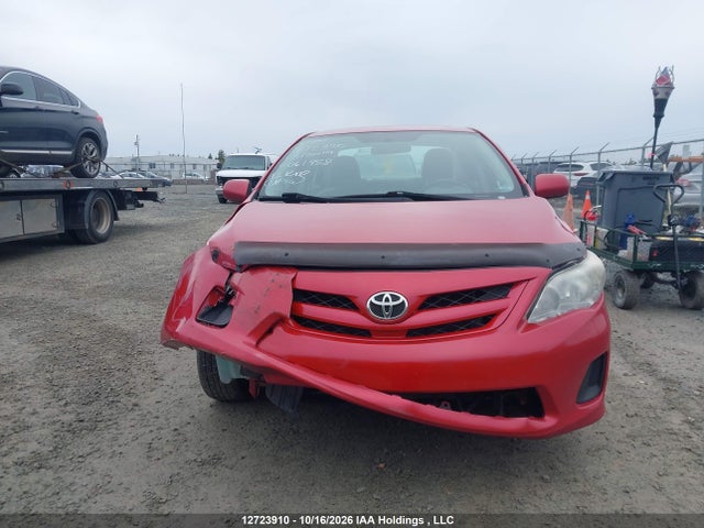 2013 Toyota Corolla Ce მანქანა იყიდება აუქციონზე, vin: 2T1BU4EE1DC061958, აუქციონის ნომერი: 12723910