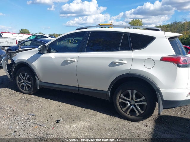 Продажа на аукционе авто 2016 Toyota Rav4 Le, vin: 2T3ZFREV9GW295412, номер лота: 12723930