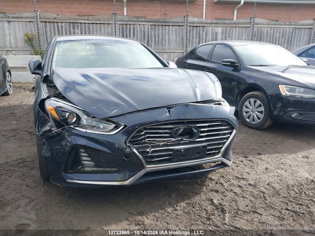 Hyundai Sonata Hybrid Gl 2018 KMHE24L36JA081414 Image 13