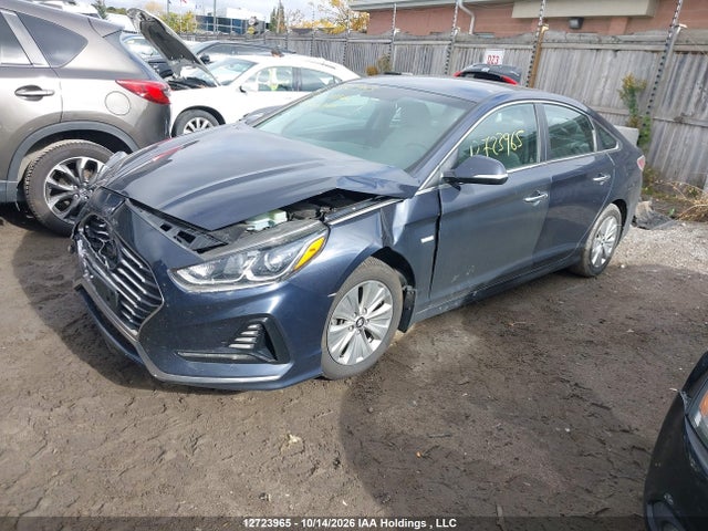 Hyundai Sonata Hybrid Gl 2018 KMHE24L36JA081414 Image 2