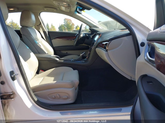 Продажа на аукционе авто 2015 Cadillac Ats Luxury Awd, vin: 1G6AH5RX7F0108864, номер лота: 12712542