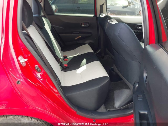 12716841 :رقم المزاد ، JTDKTUD36CD531941 vin ، 2012 Toyota Yaris Le مزاد بيع