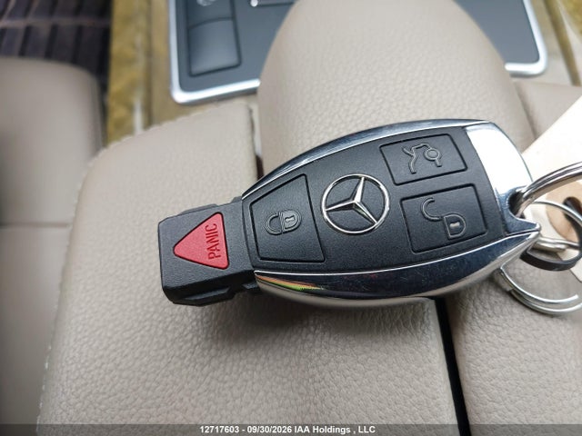 12717603 :رقم المزاد ، WDDHF8HB9BA486025 vin ، 2011 Mercedes-benz E 350 4matic مزاد بيع