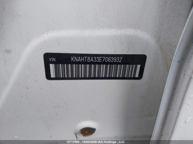 Продаж на аукціоні авто 2014 Kia Rondo Lx, vin: KNAHT8A33E7063932, номер лоту: 12717994