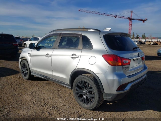 Продажа на аукционе авто 2018 Mitsubishi Rvr Se Limited/gt, vin: JA4AJ4AW5JZ605649, номер лота: 12723988