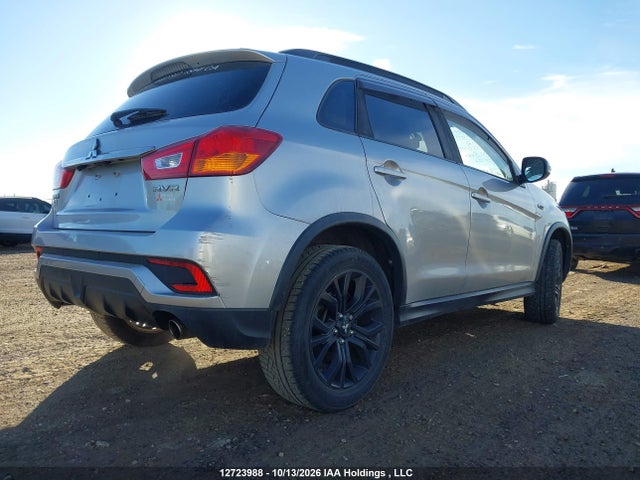 Продажа на аукционе авто 2018 Mitsubishi Rvr Se Limited/gt, vin: JA4AJ4AW5JZ605649, номер лота: 12723988