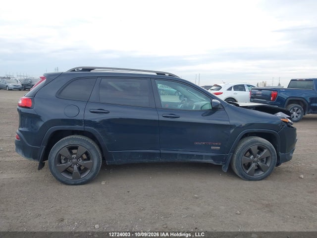 12724003 :رقم المزاد ، 1C4PJMCB5GW266217 vin ، 2016 Jeep Cherokee Latitude مزاد بيع