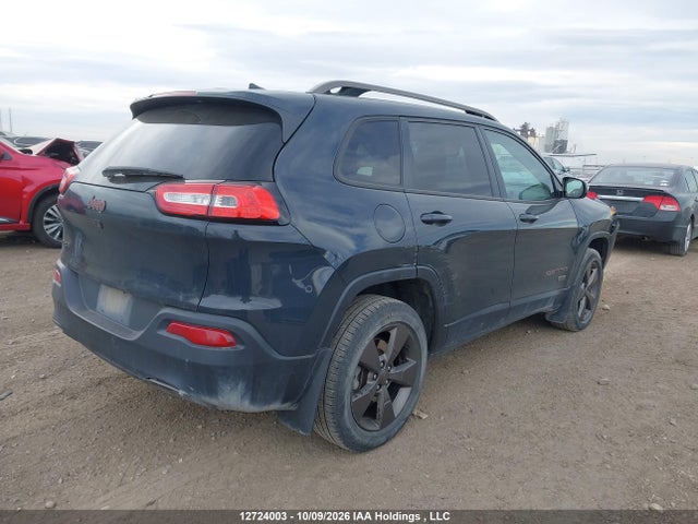 12724003 :رقم المزاد ، 1C4PJMCB5GW266217 vin ، 2016 Jeep Cherokee Latitude مزاد بيع