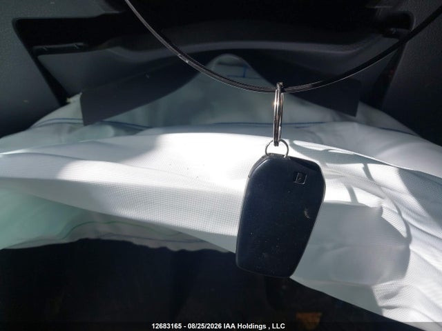 2021 Toyota Sienna Le 8-passenger მანქანა იყიდება აუქციონზე, vin: 5TDGRKEC5MS065481, აუქციონის ნომერი: 12683165