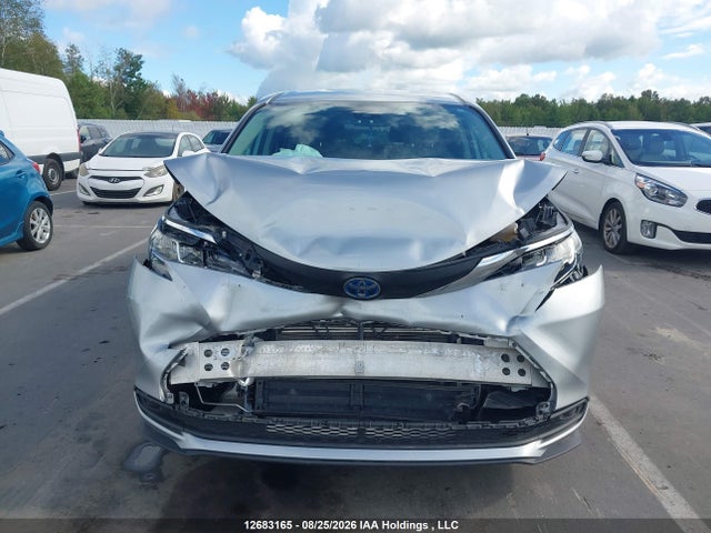 2021 Toyota Sienna Le 8-passenger მანქანა იყიდება აუქციონზე, vin: 5TDGRKEC5MS065481, აუქციონის ნომერი: 12683165