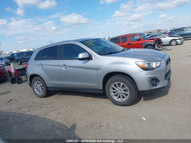12693187 :رقم المزاد ، 4A4AJ3AU9FE608964 vin ، 2015 Mitsubishi Rvr Se مزاد بيع