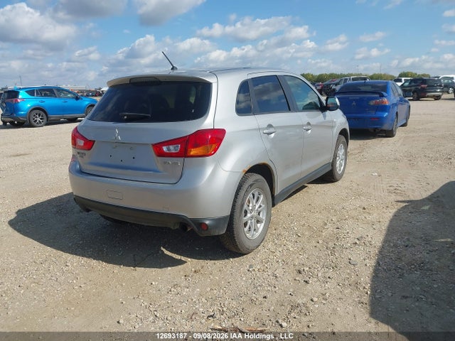 12693187 :رقم المزاد ، 4A4AJ3AU9FE608964 vin ، 2015 Mitsubishi Rvr Se مزاد بيع
