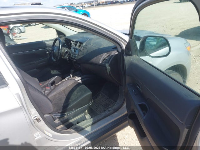 12693187 :رقم المزاد ، 4A4AJ3AU9FE608964 vin ، 2015 Mitsubishi Rvr Se مزاد بيع